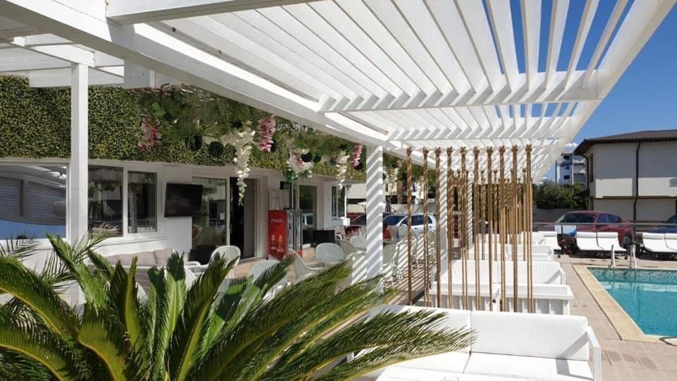 Апартаменты Ayan-Ayaz Luxury Нэводари Экстерьер фото